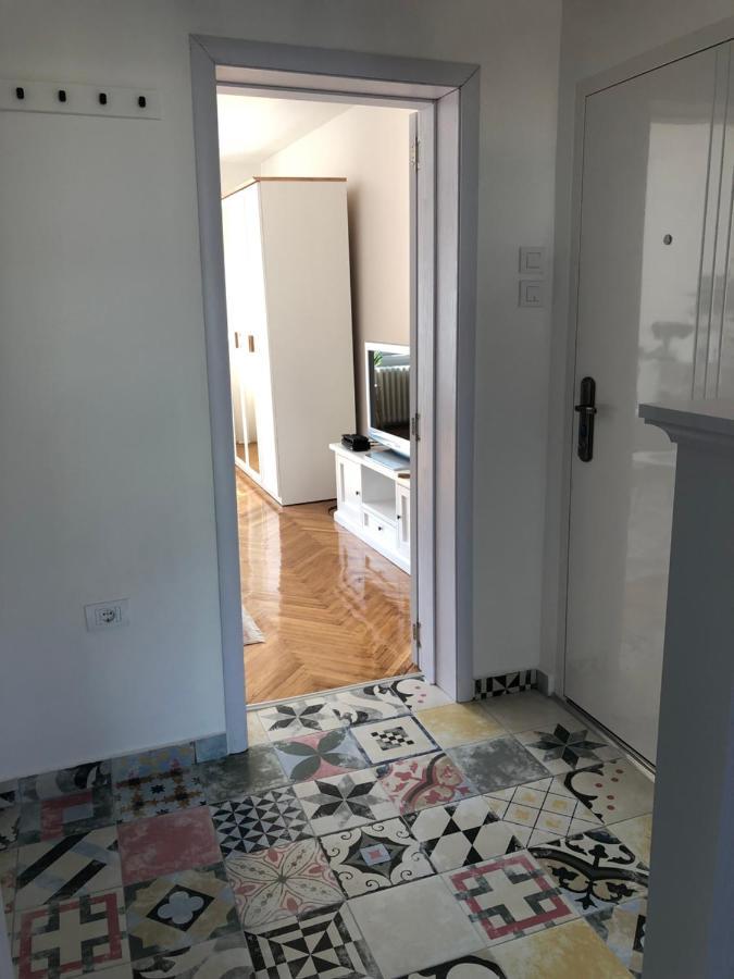 Casa Lusi Apartman Újvidék Kültér fotó